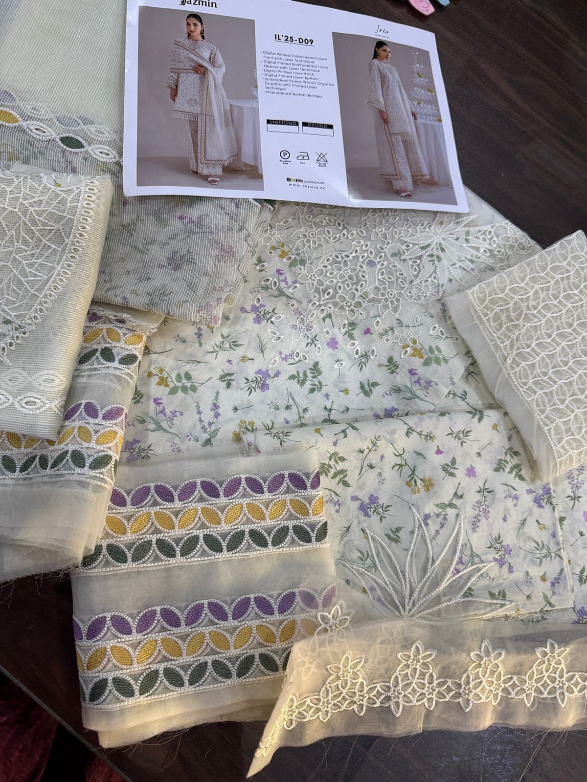 JAZMIN LUXURY LAWN IRIS FRESH