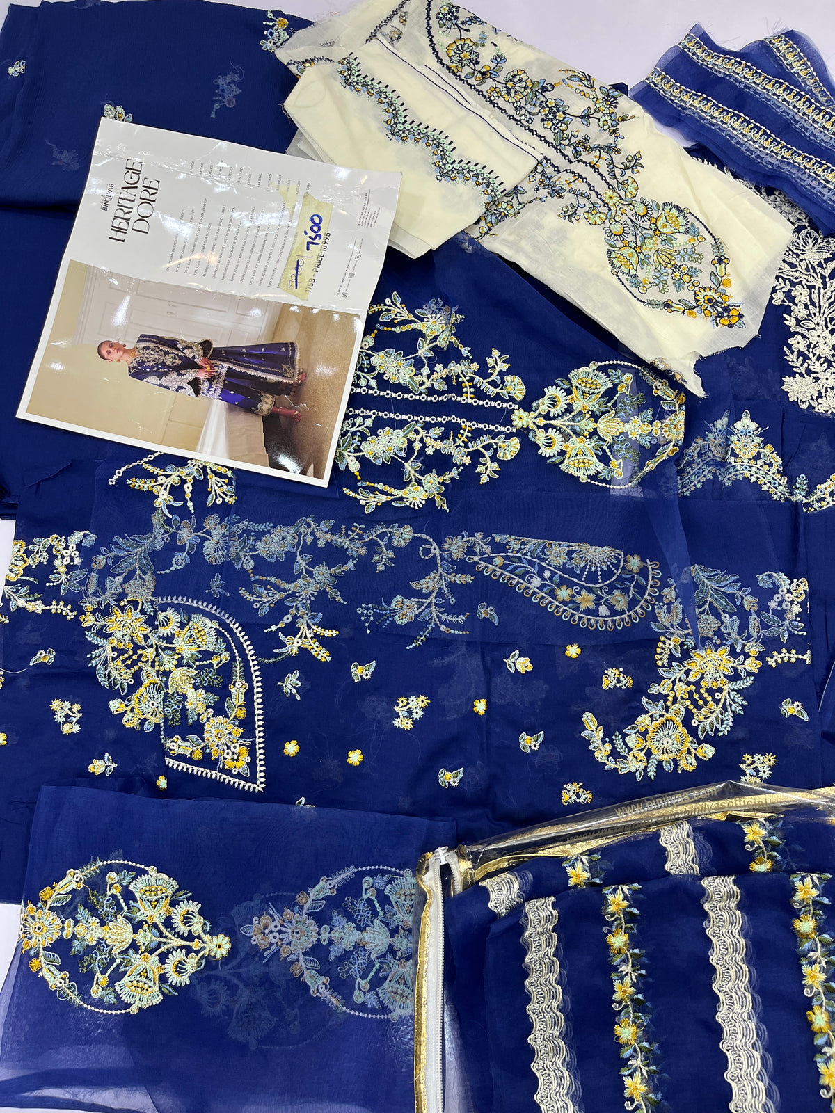 Bin Ilyas Lawn Heritage Dore 175B