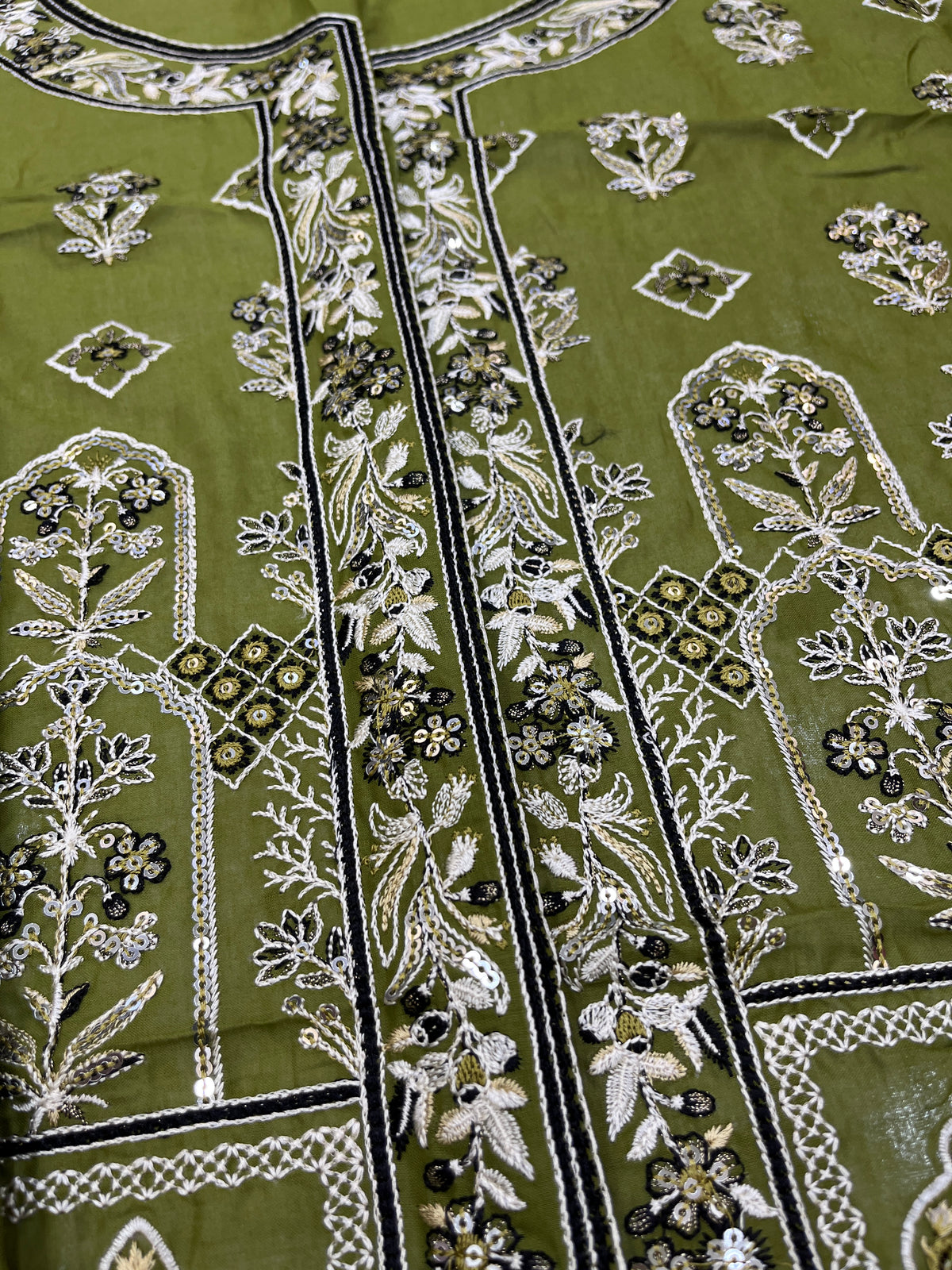 Bin Ilyas Lawn Esha Eshaal fresh