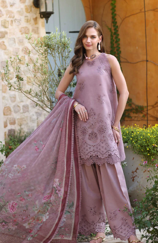 NOOR BY SADIA CHIKANKARI LAWN