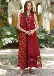 NOOR BY SADIA CHIKANKARI LAWN